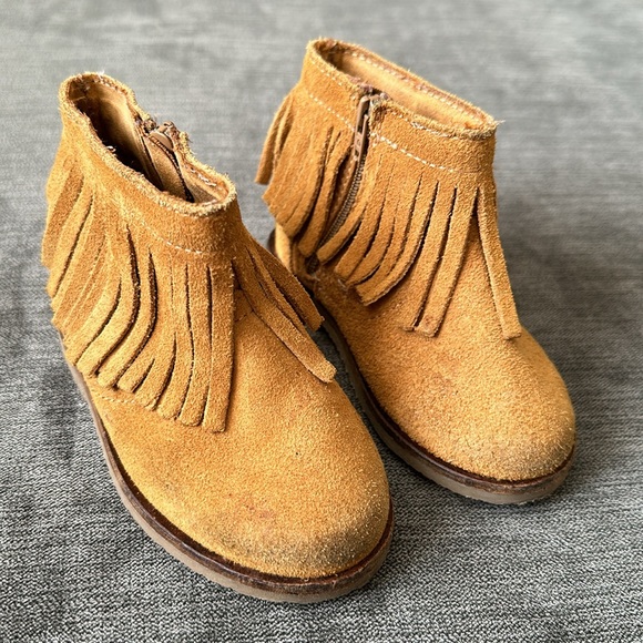 GUC ZARA Fringe Boots - Picture 6 of 6